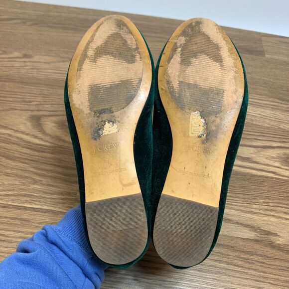 J. Crew Women's Green Velvet Slip On Flats Shoes Holiday Size 7 - Picture 7 of 9